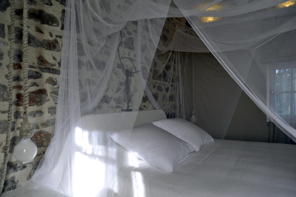 Le Moulin De Saint Laurent Hotel Szoba fotó